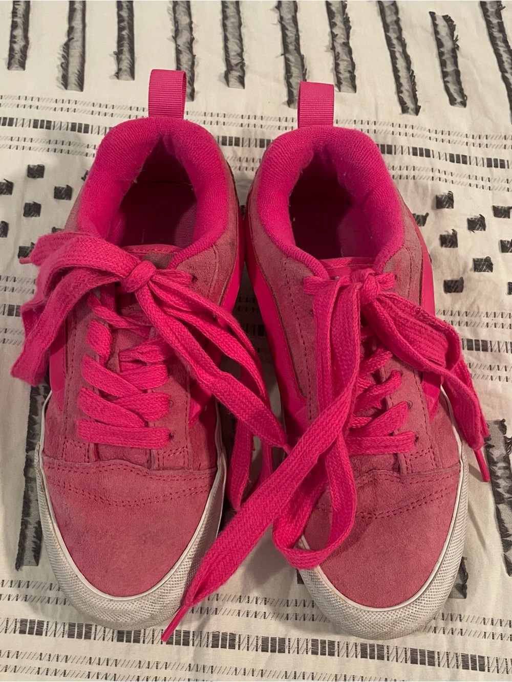 Pink Knu Skool Vans